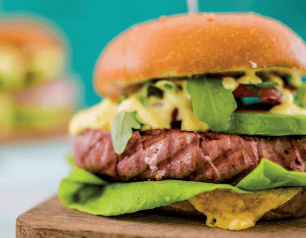Hamburguesa de atún con chipotle y tamarindo - Wine.com.mx